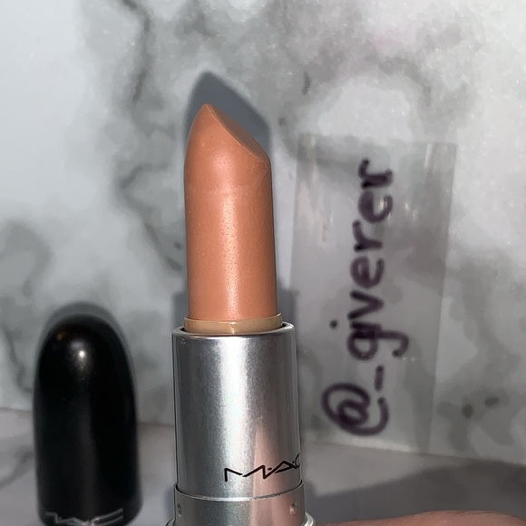 PEACHSTOCK Satin Lipstick MAC - Picture 3 of 14